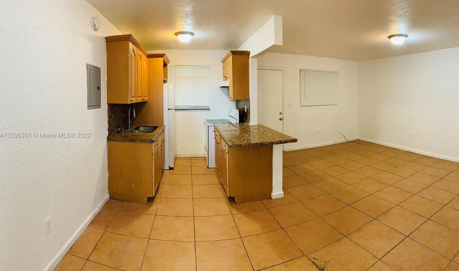 580 Ne 127th St #42, Miami, FL 33161