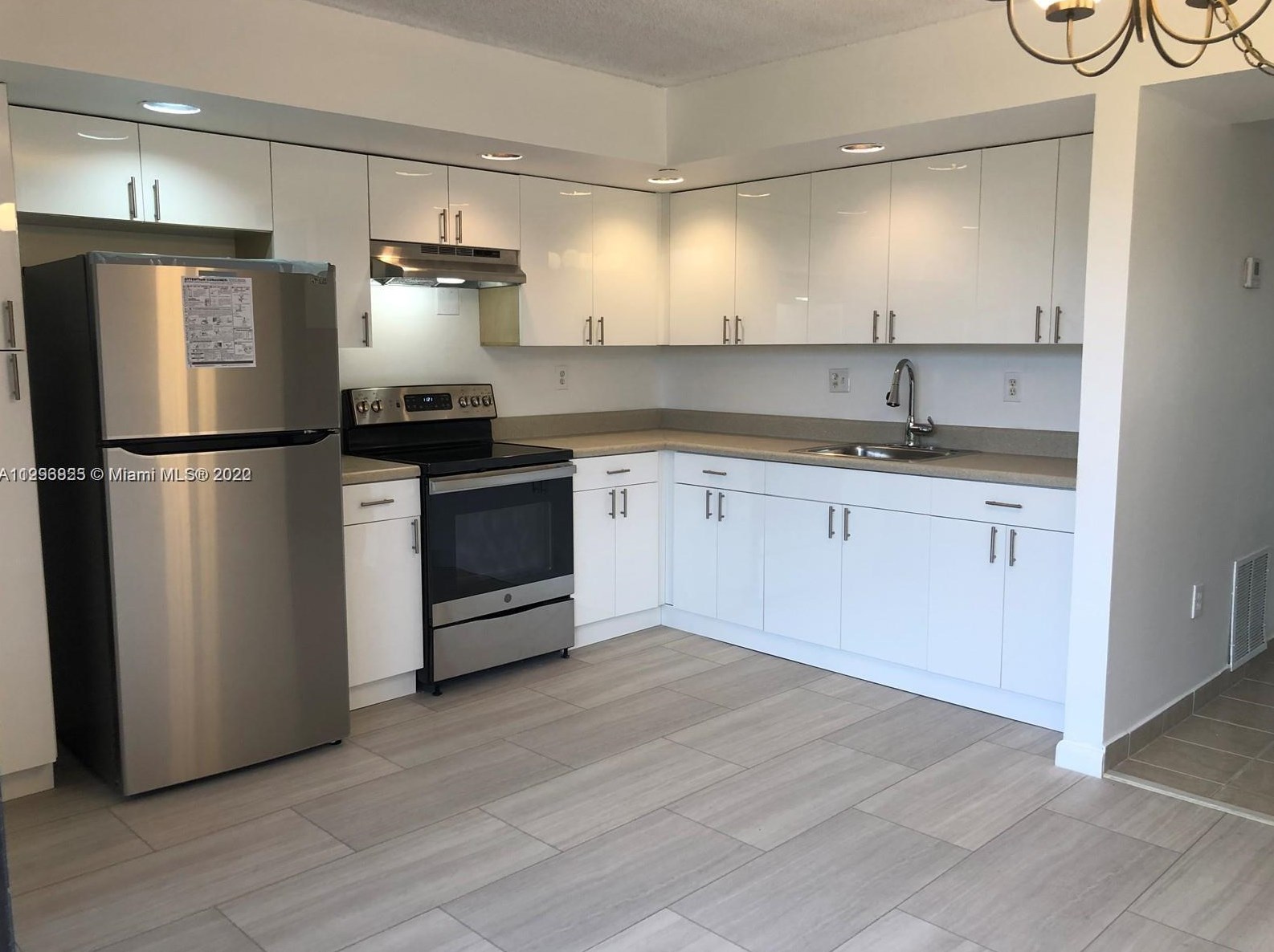 8760 Sw 133rd Avenue Rd #307, Miami, FL 33183