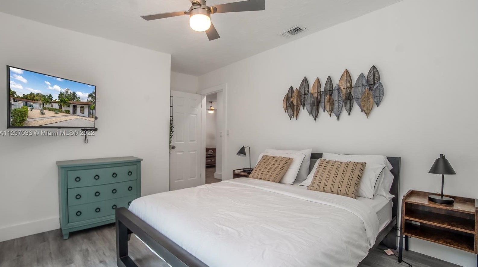 2530 175 Ter, Miami FL 33055-3632 exterior