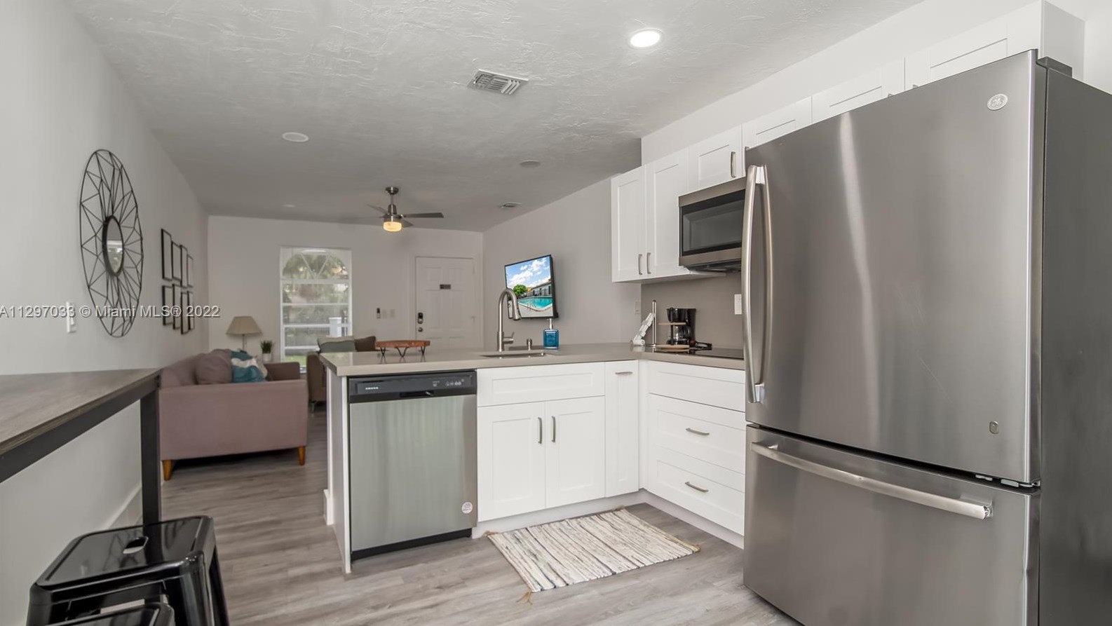 2530 175 Ter, Miami FL 33055-3632 exterior