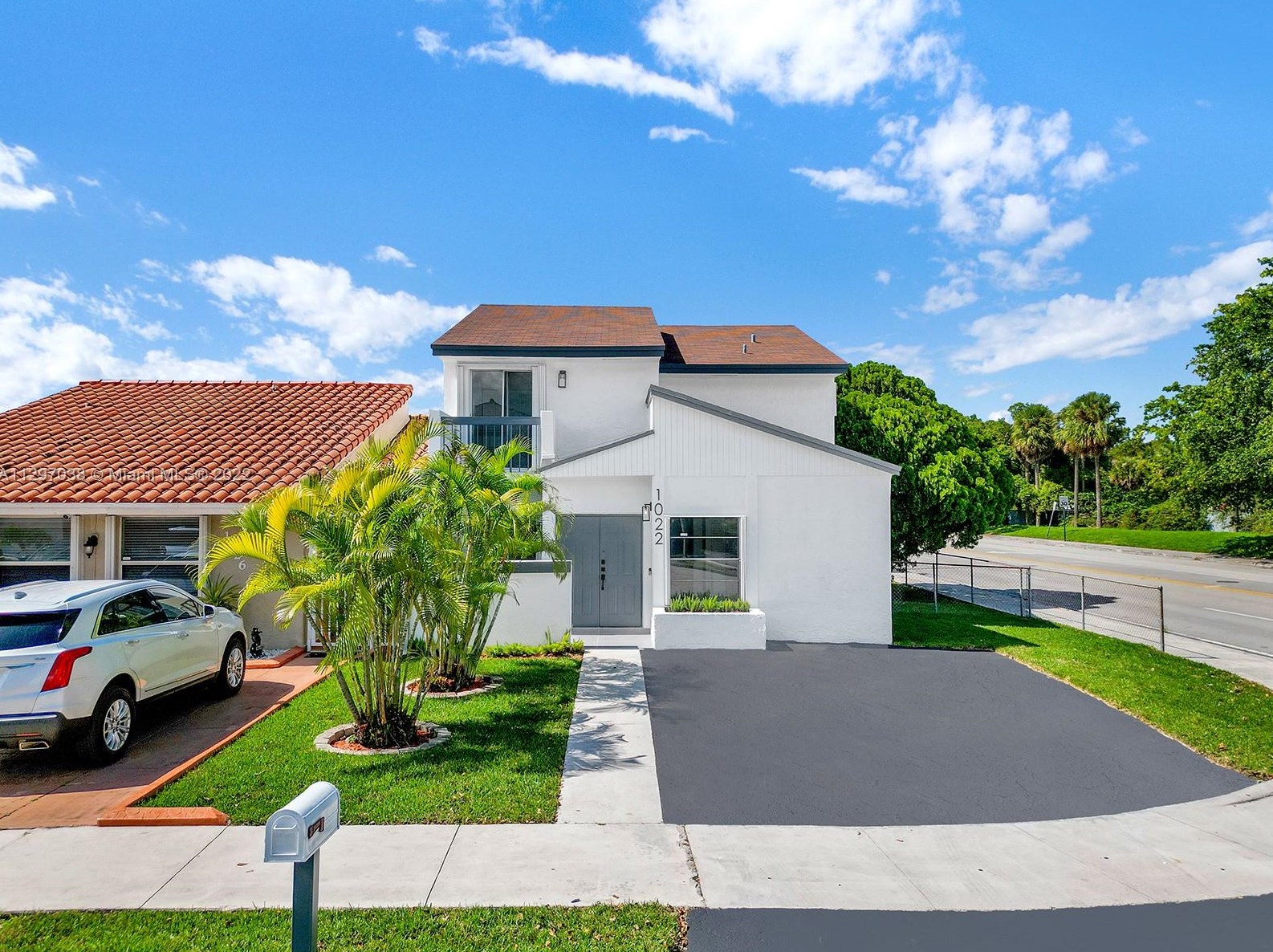 1022 123rd Ave, Miami, FL 33184-2447