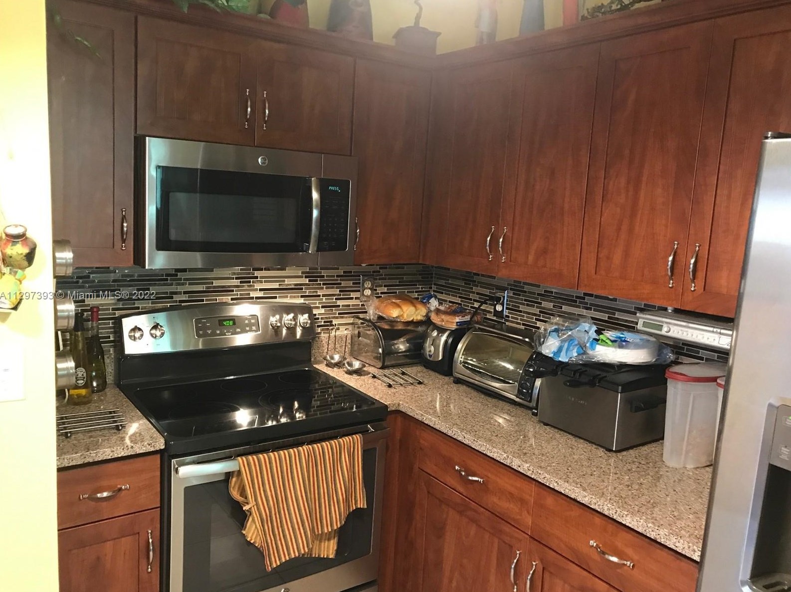 17736 145th Ave, Miami, FL 33177-2694