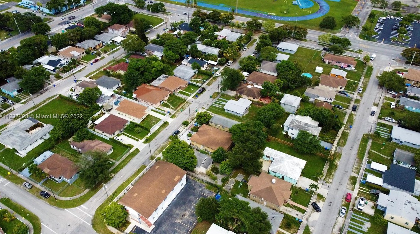 1260 69 St, Miami FL 33147-7152 exterior