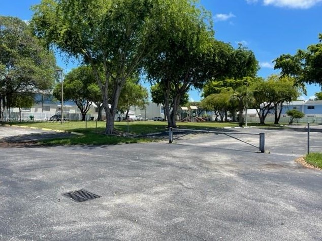 10350 220th St, Miami FL 33190-1108 exterior