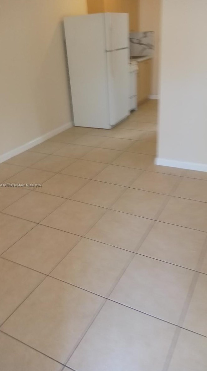 700 Ne 85th St #2, Miami, FL 33138