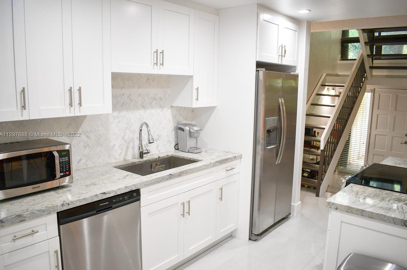 19420 Ne 26th Ave Apt 123d, Miami, FL