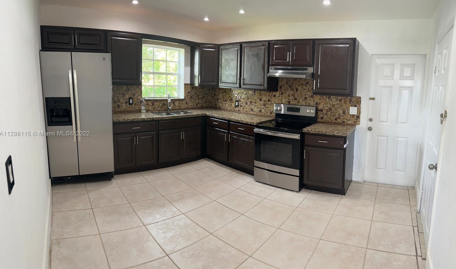 4001 Nw 3rd St, Miami, FL 33126