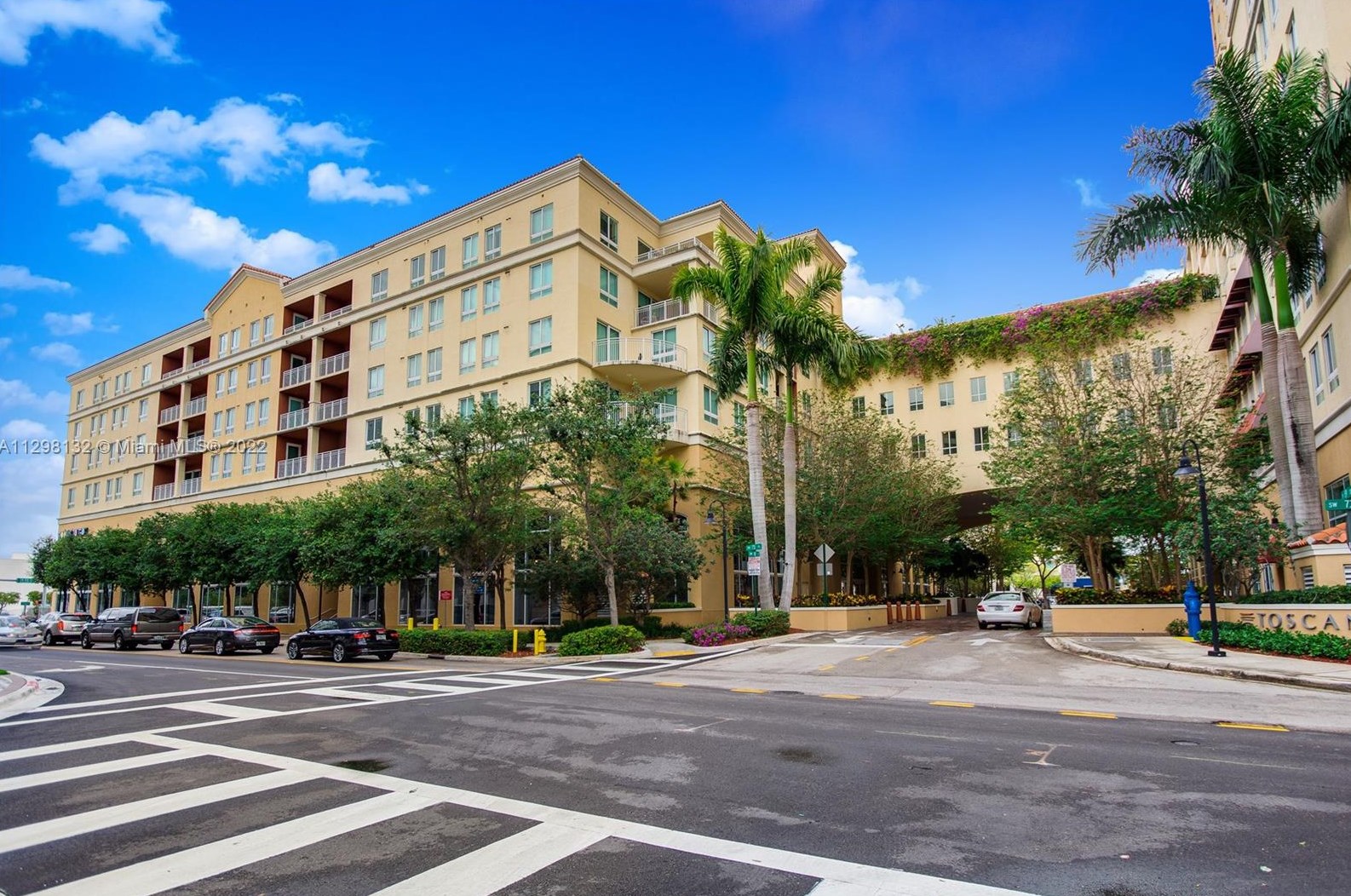 7355 Sw 89th St Apt 707, Miami, FL 33156