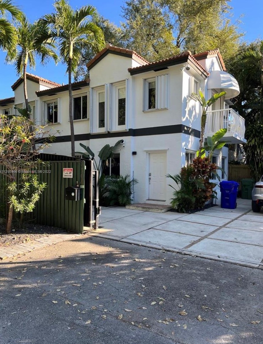 3104 Jackson Ave, Miami, FL 33133