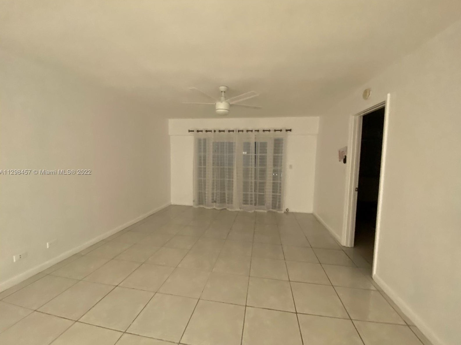 300 Galen Dr #301, Miami, FL 33149