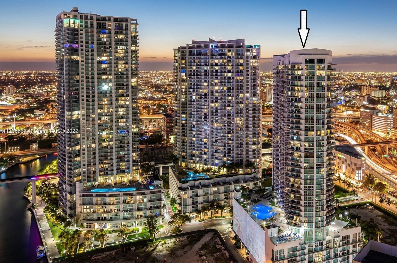 350 S Miami Ave #2702, Miami, FL 33130