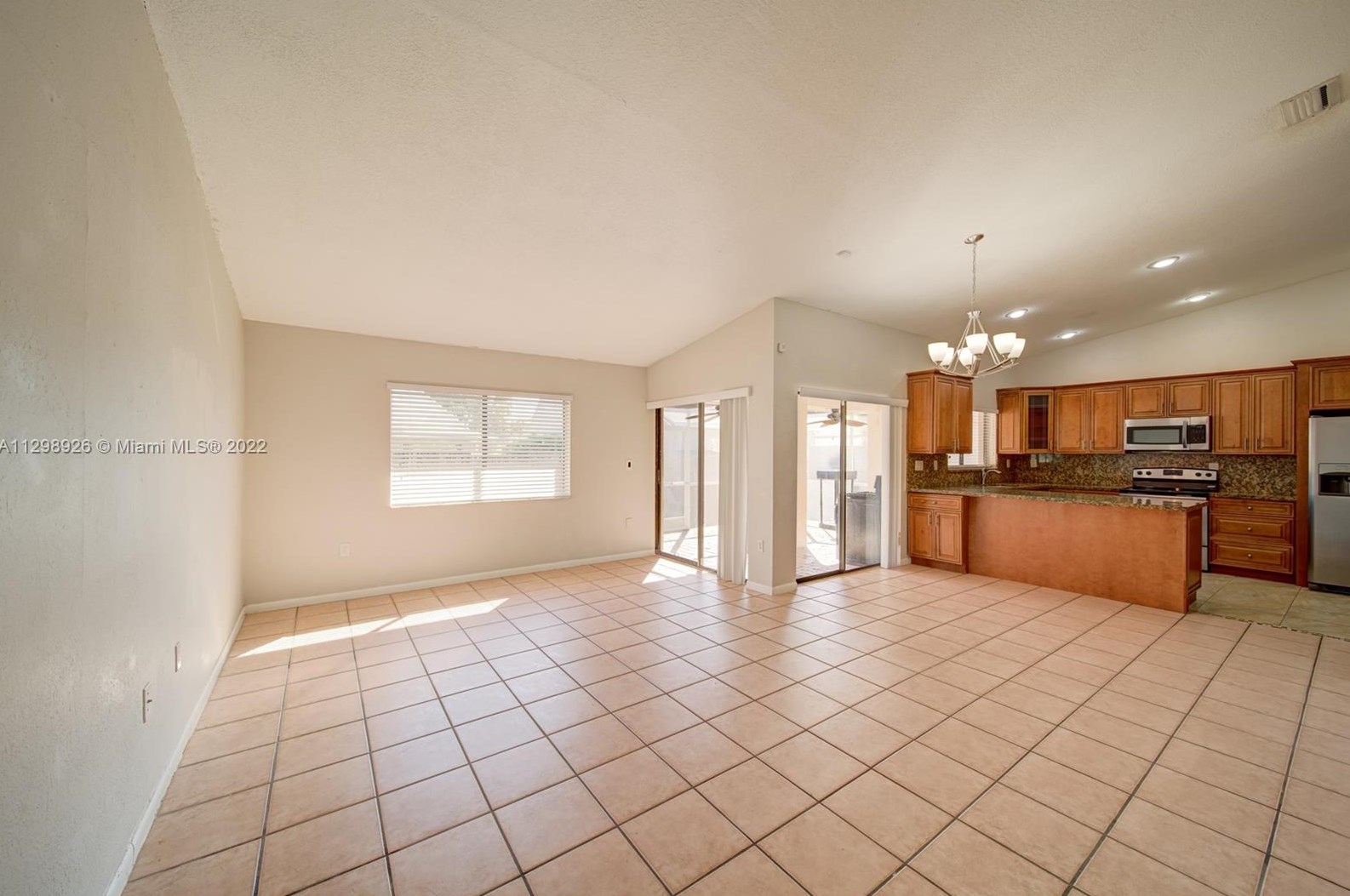 10034 221st St, Miami FL  33190-1185 exterior