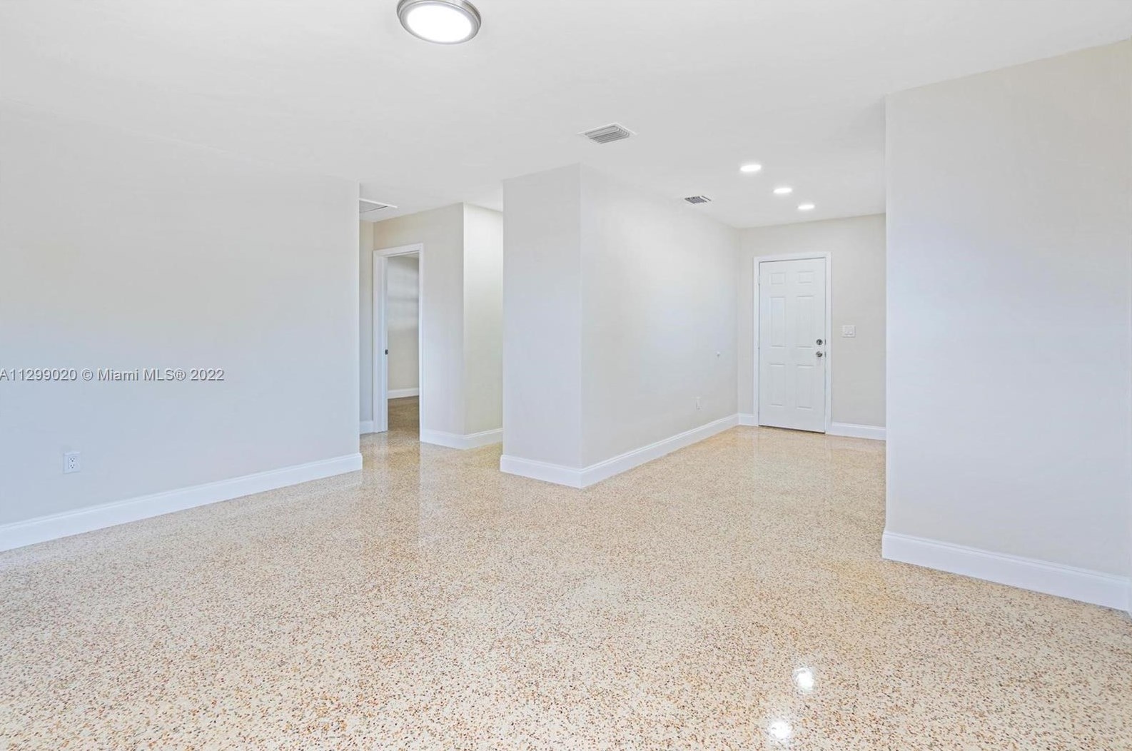 30 Nw 56th Ct #30, Miami, FL 33126