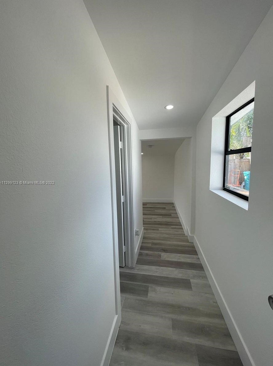 11821 177th Ter, Miami FL  33177-2352 exterior