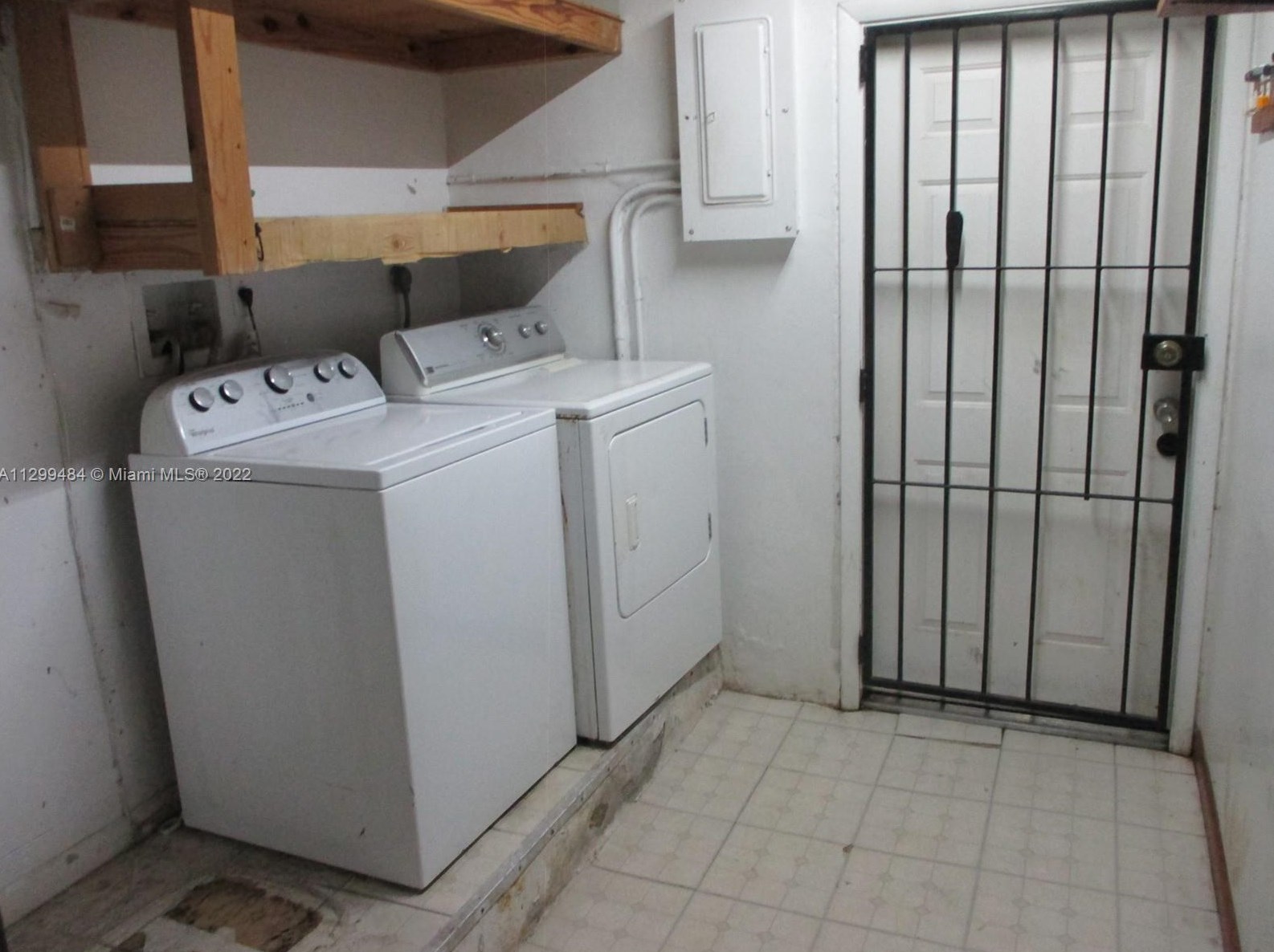 16602 114th Ct, Miami FL  33157-2728 exterior