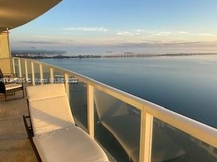 665 Ne 25th St #1703, Miami, FL 33137