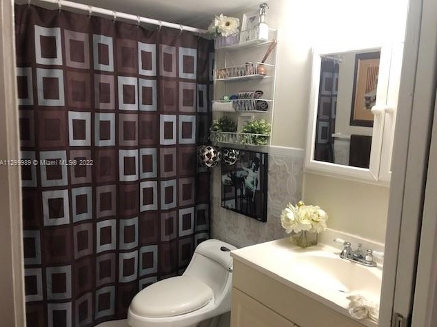 18810 Nw 57th Ave #101, Hialeah, FL 33015