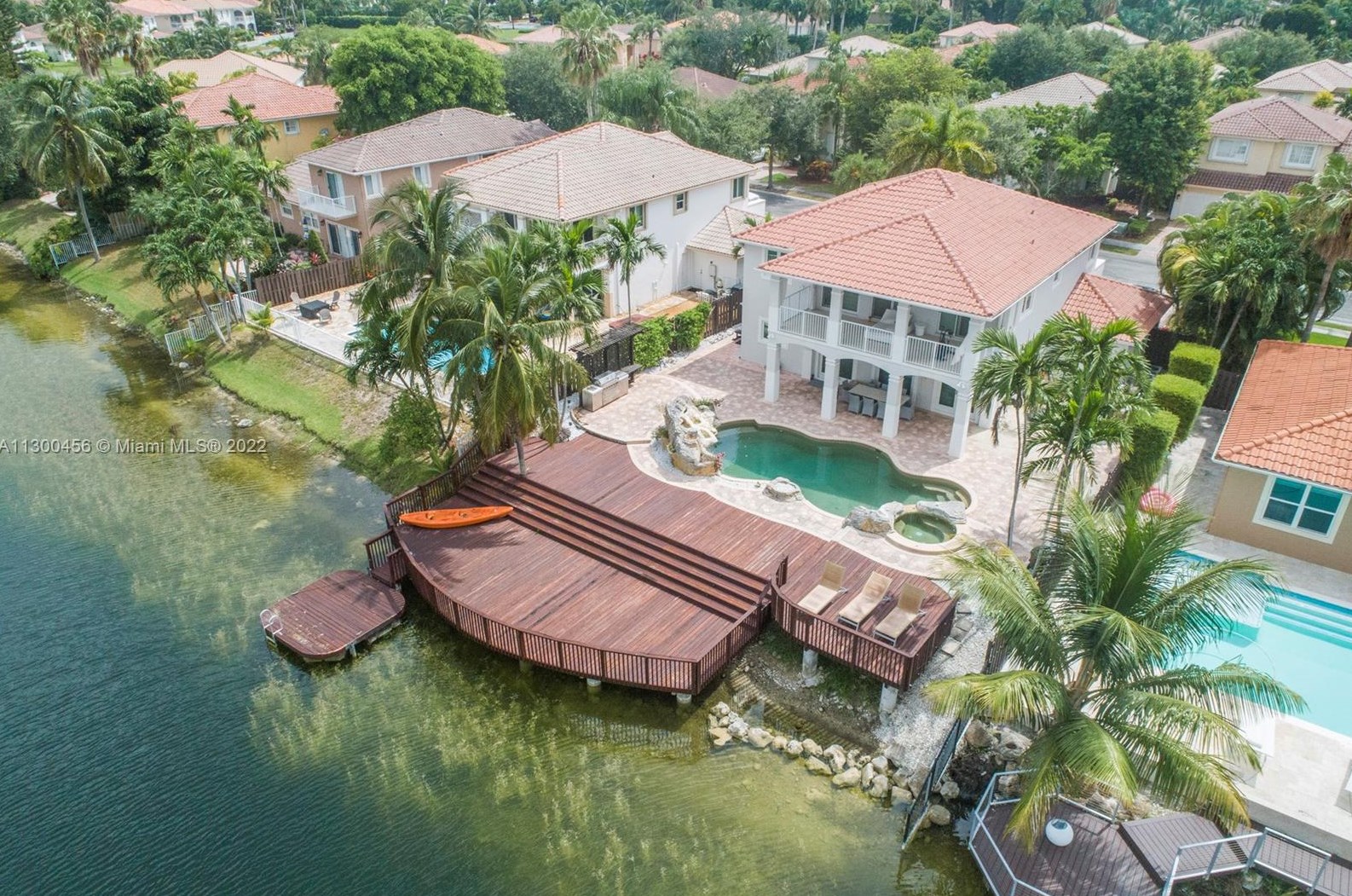 6842 Nw 112th Ave, Miami, FL 33178