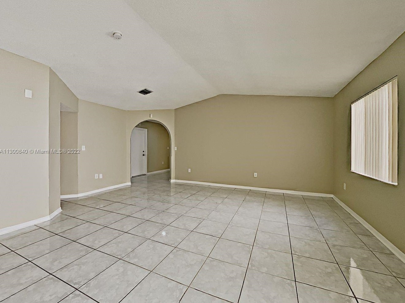 15555 Sw 95th Ln, Miami, FL 33196