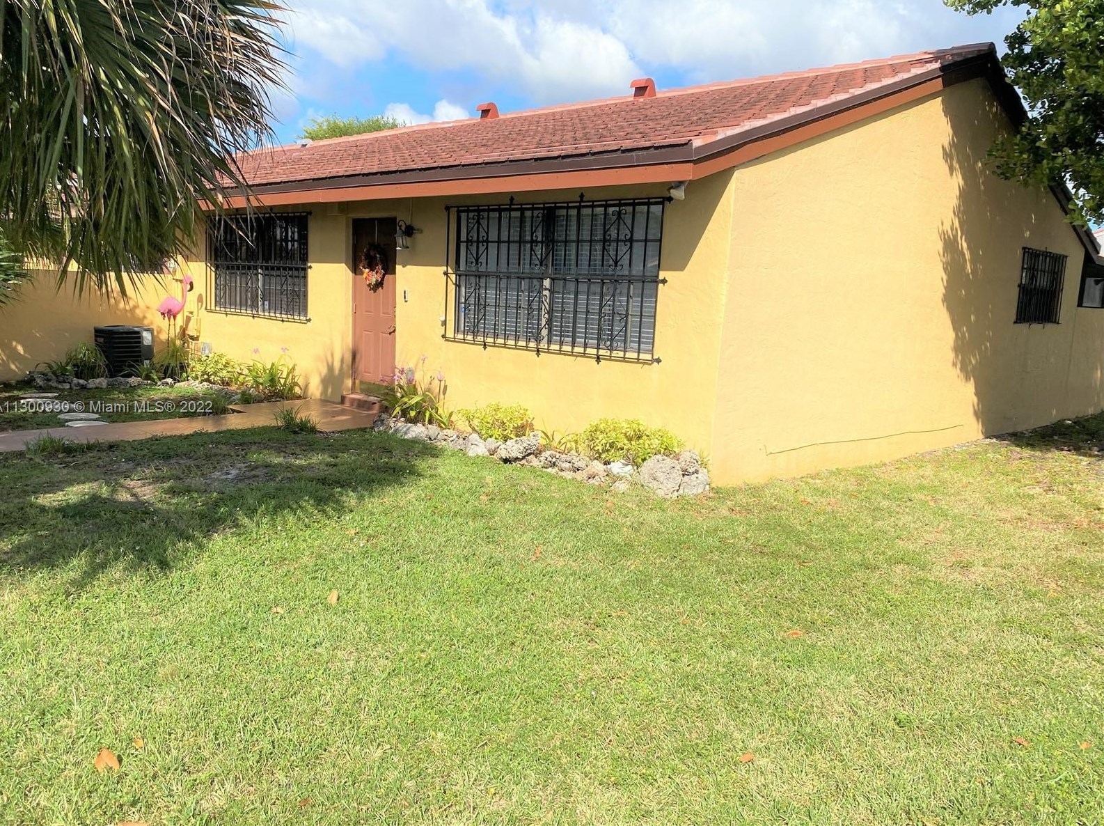 14731 84th Ter, Miami, FL 33193-1549