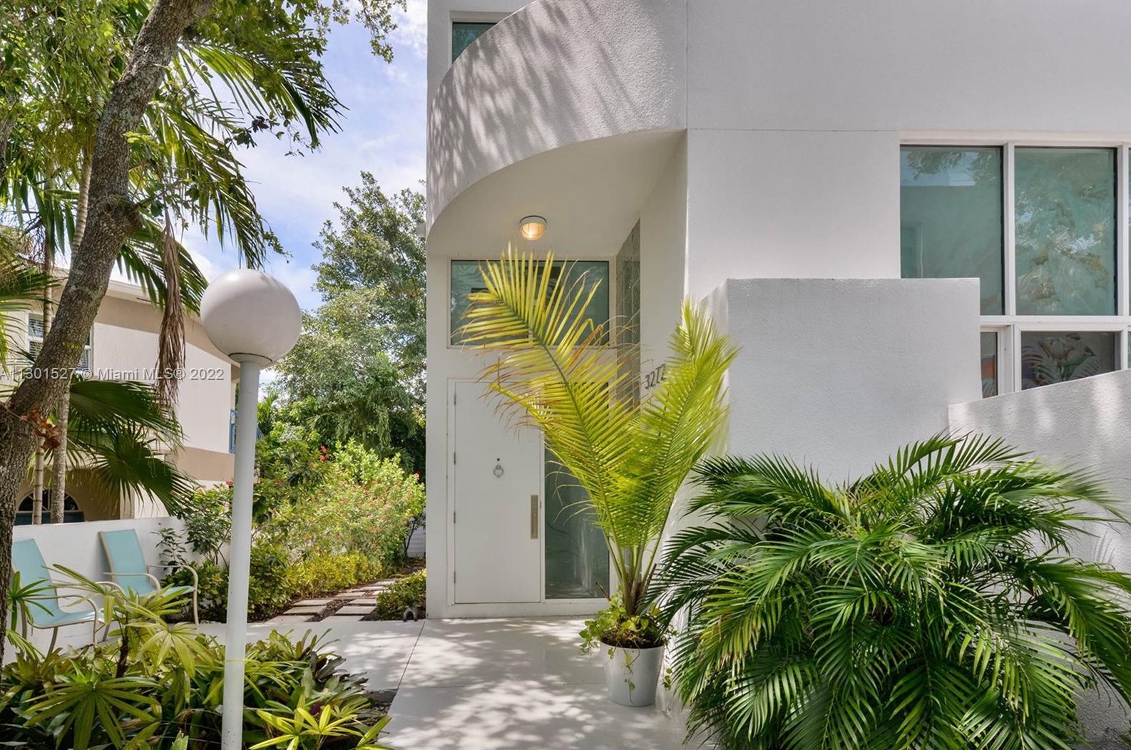 3272 Virginia St #a-1, Miami, FL