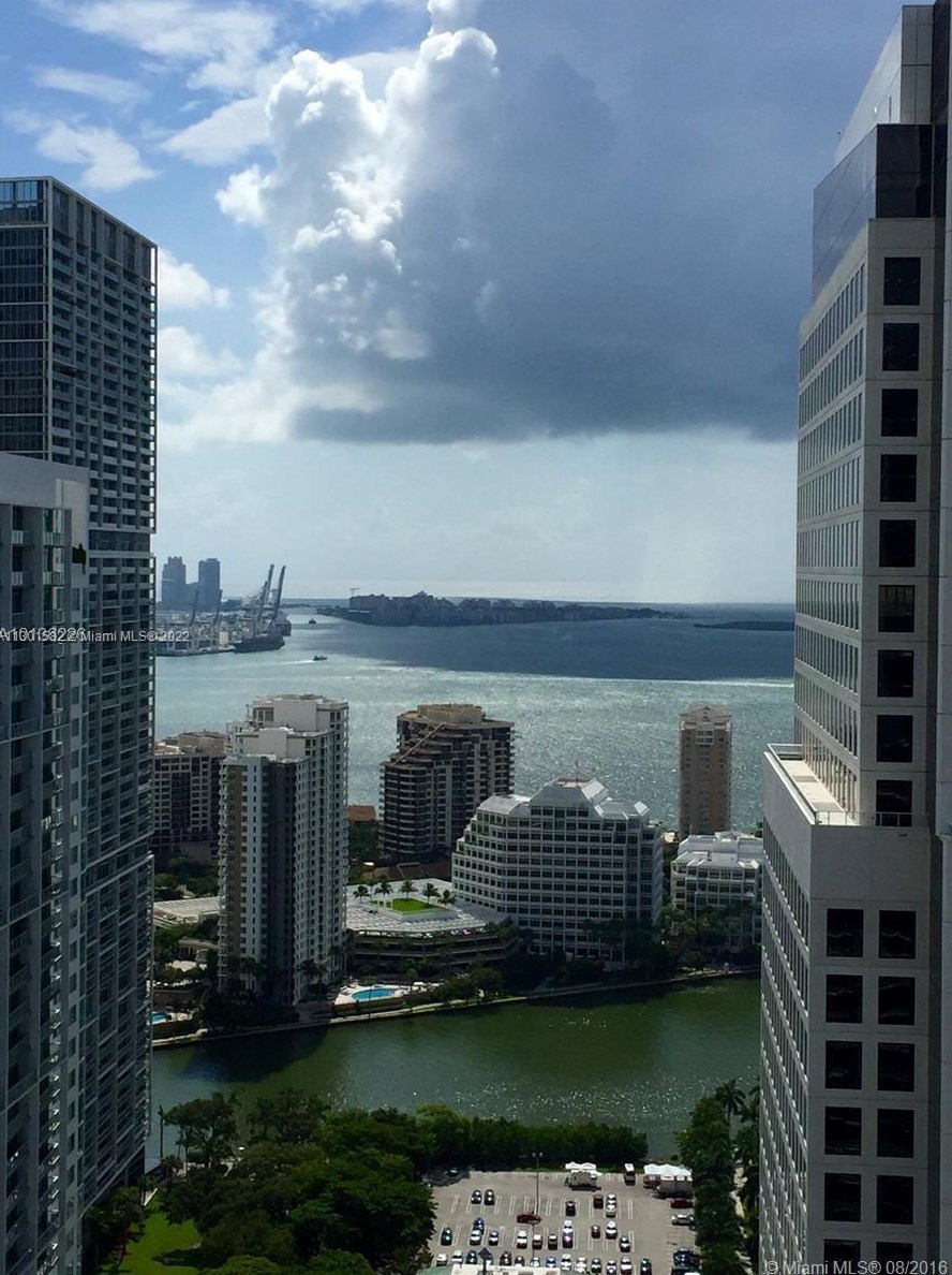 68 Se 6th St #3509, Miami, FL 33131