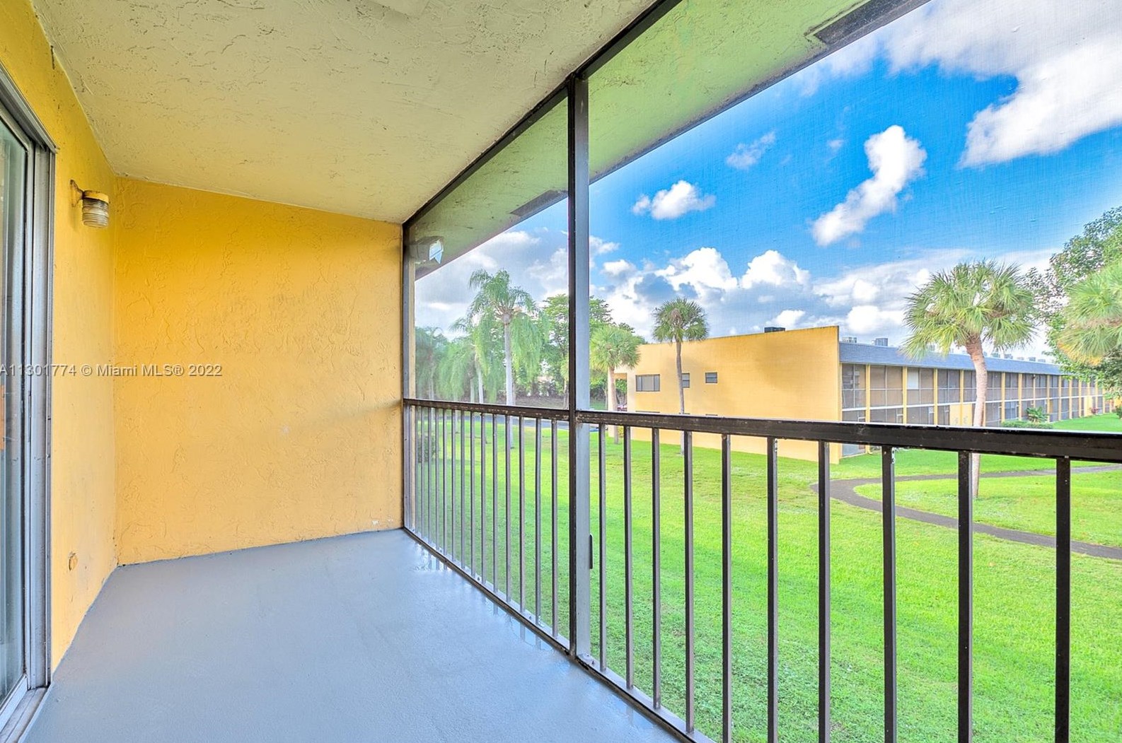 1730 Meadows Cir W # 1730, Boynton Beach, FL