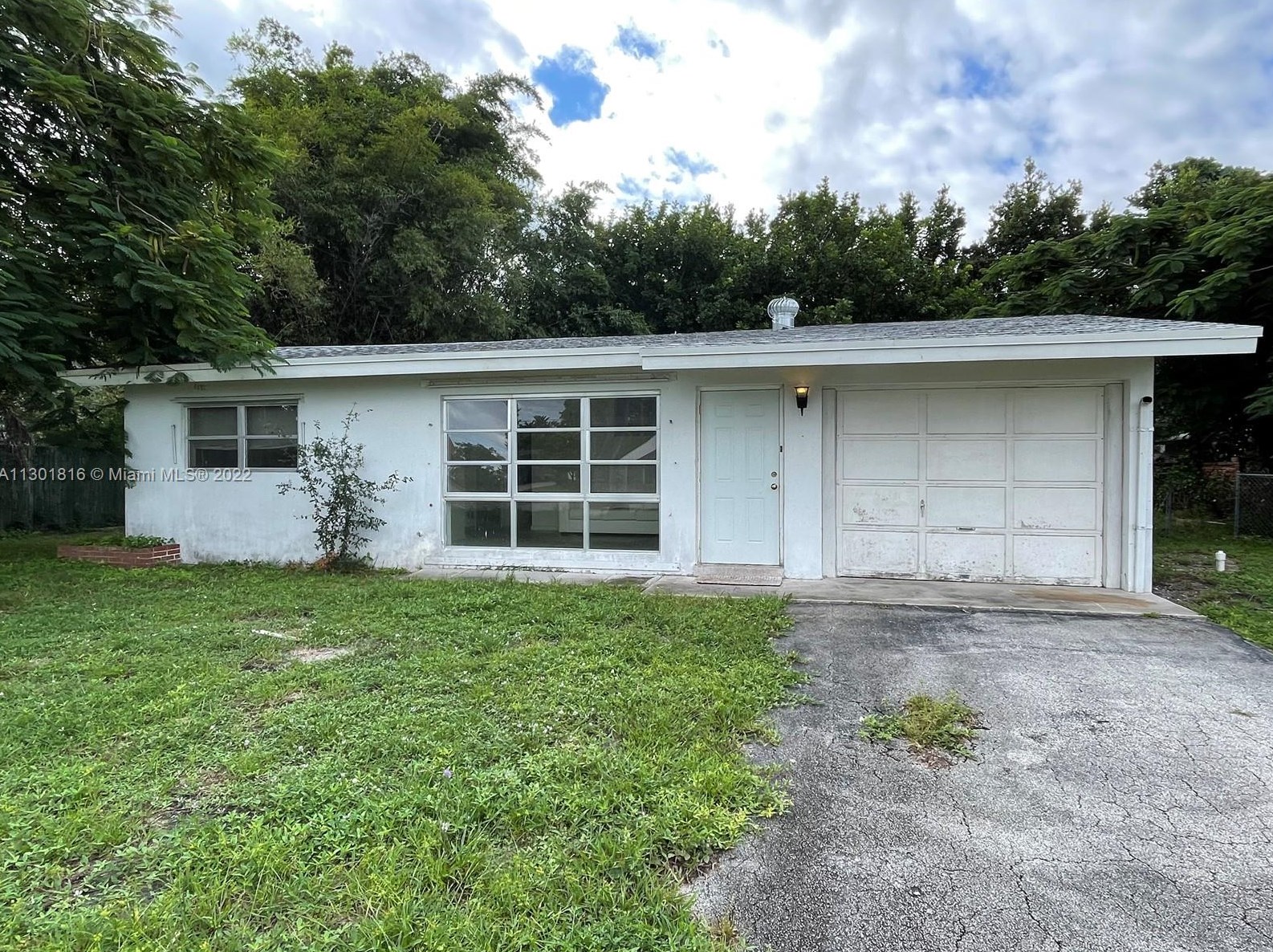 140 7th St, Boca Raton, FL 33432-2624