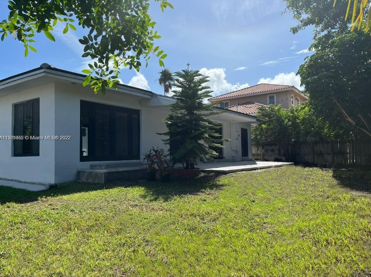 241 186th St, Miami FL  33169-4429 exterior