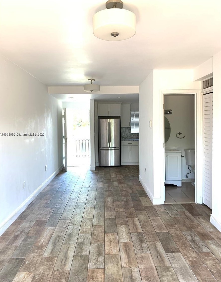 1478 Nw 1st St Apt 304, Miami, FL 33125