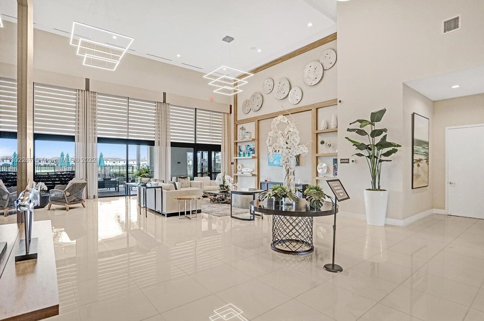 3341 W 111 St, Hialeah, FL 33018