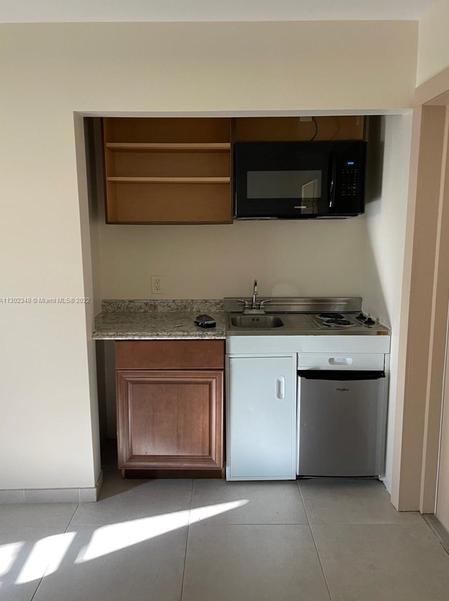 1708 Van Buren St #3, Hollywood, FL 33020