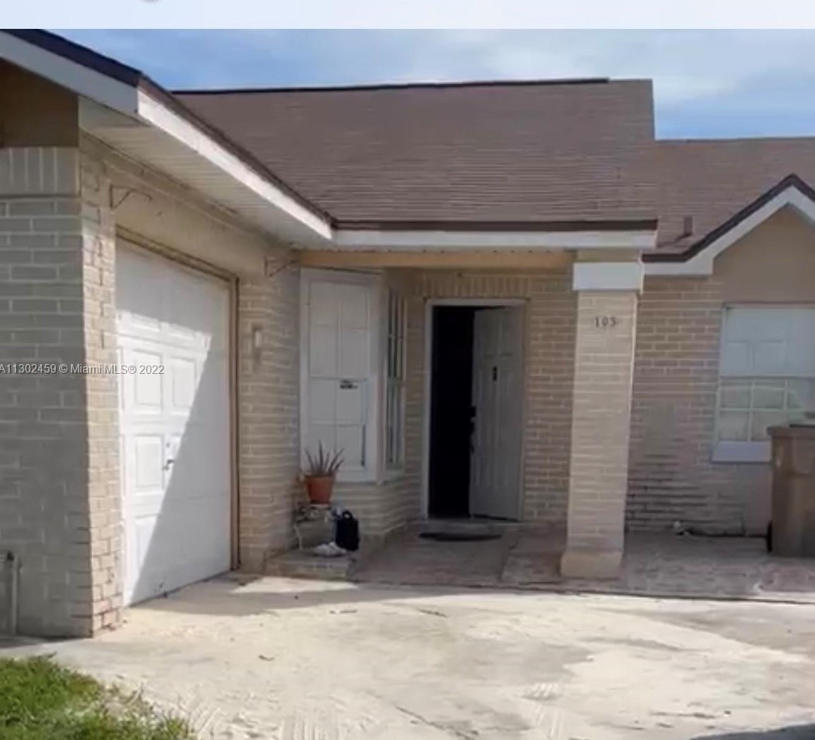 103 Coral Reef Cir S #103, Kissimmee, FL 34743