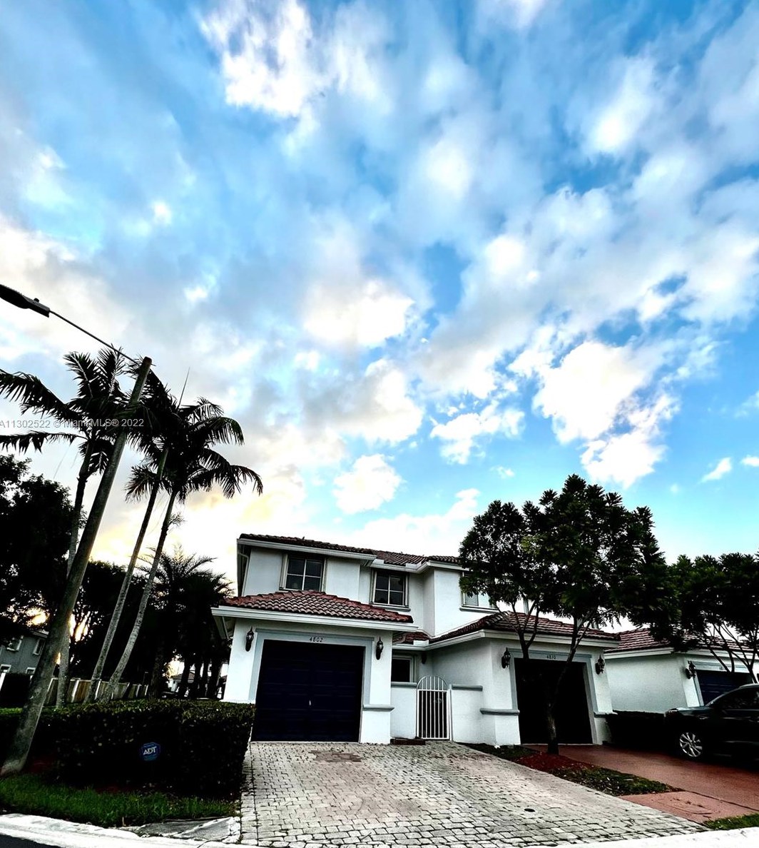 4802 116th Ave, Miami, FL 33178-4839