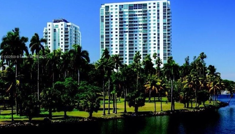 1861 Nw S River Dr #2208, Miami, FL 33125