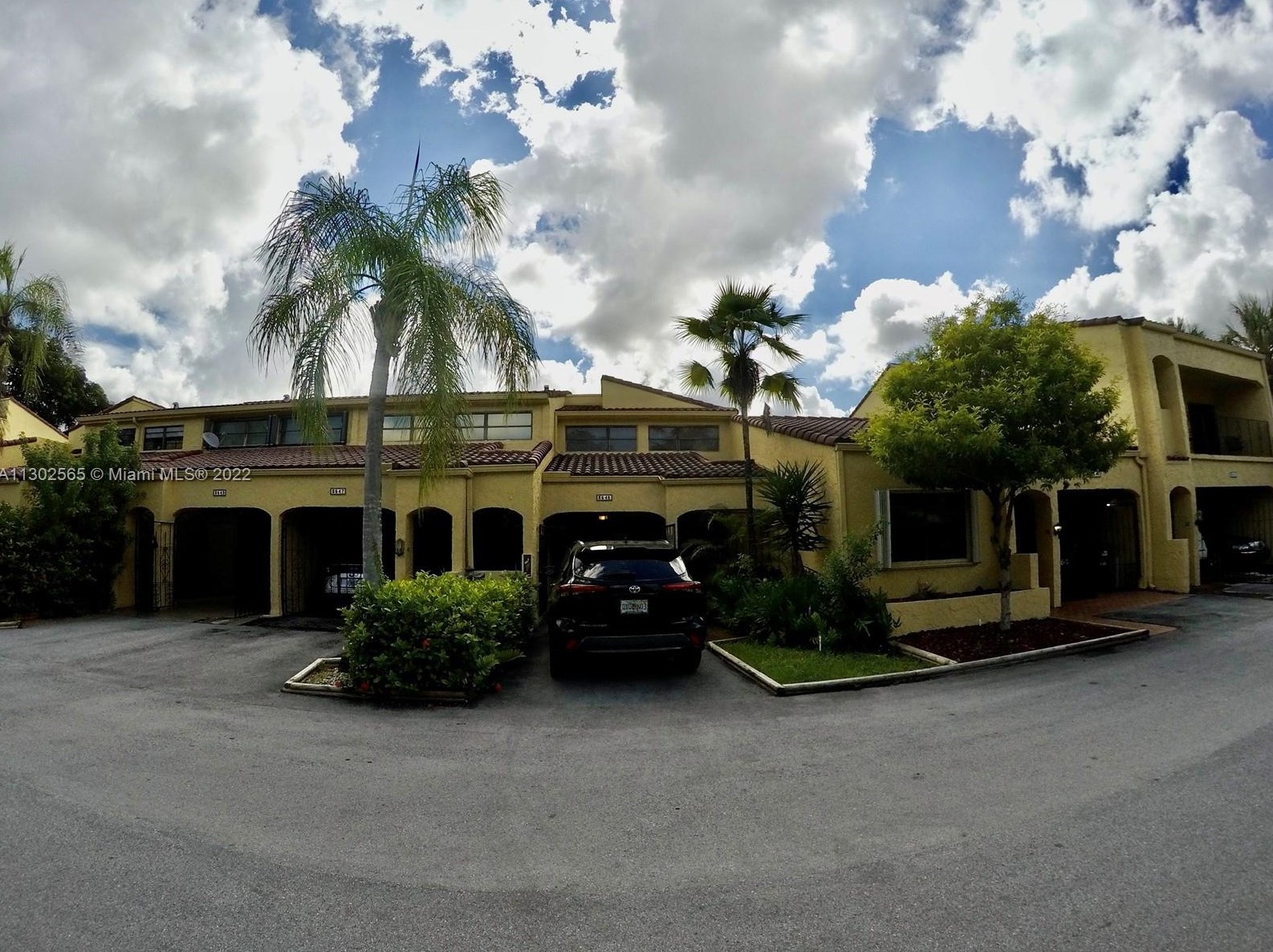 3545 Estepona Ave #25-s-3, Miami, FL 33178