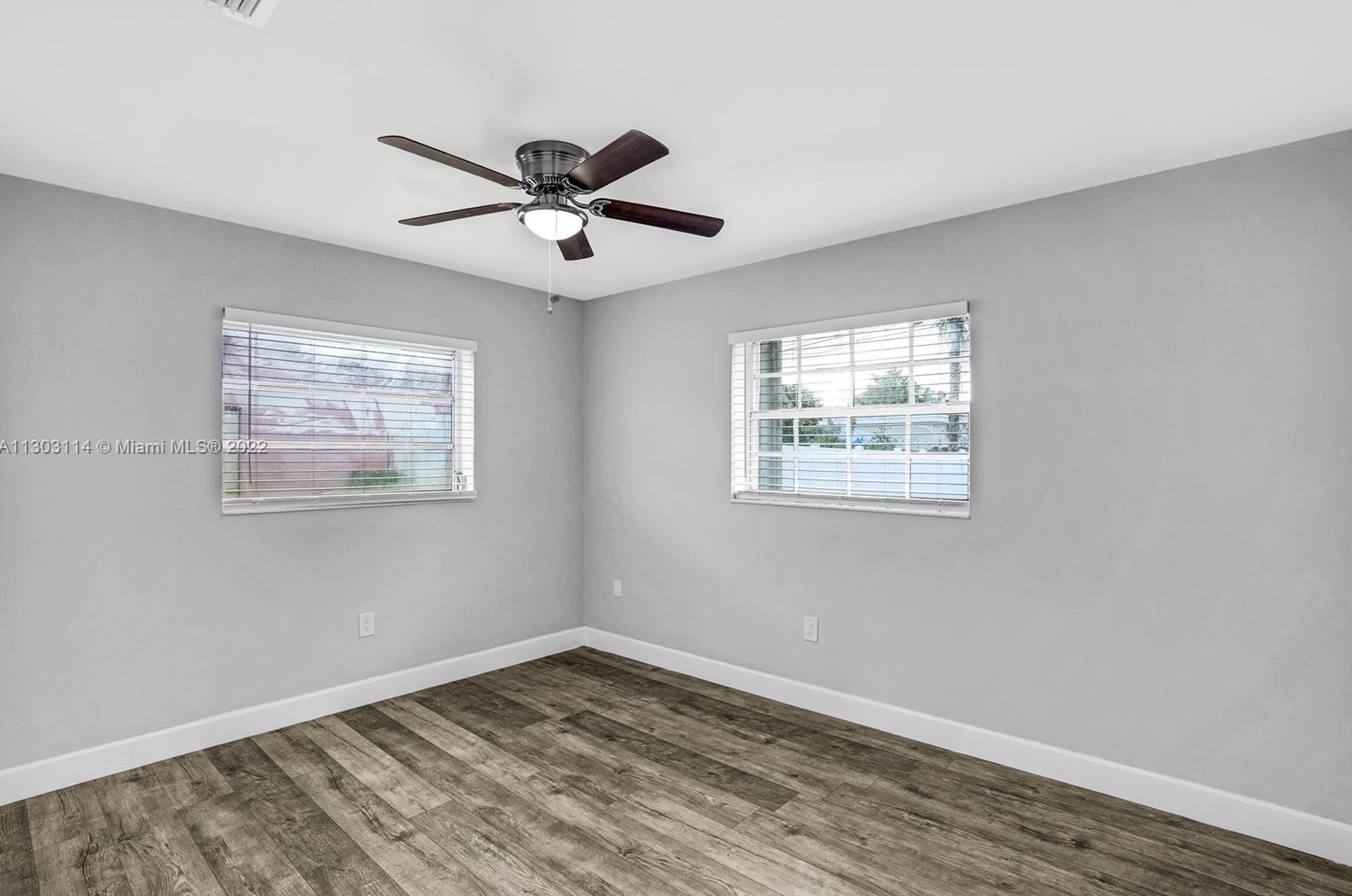 310 71st Ave, Hollywood FL  33024-7326 exterior