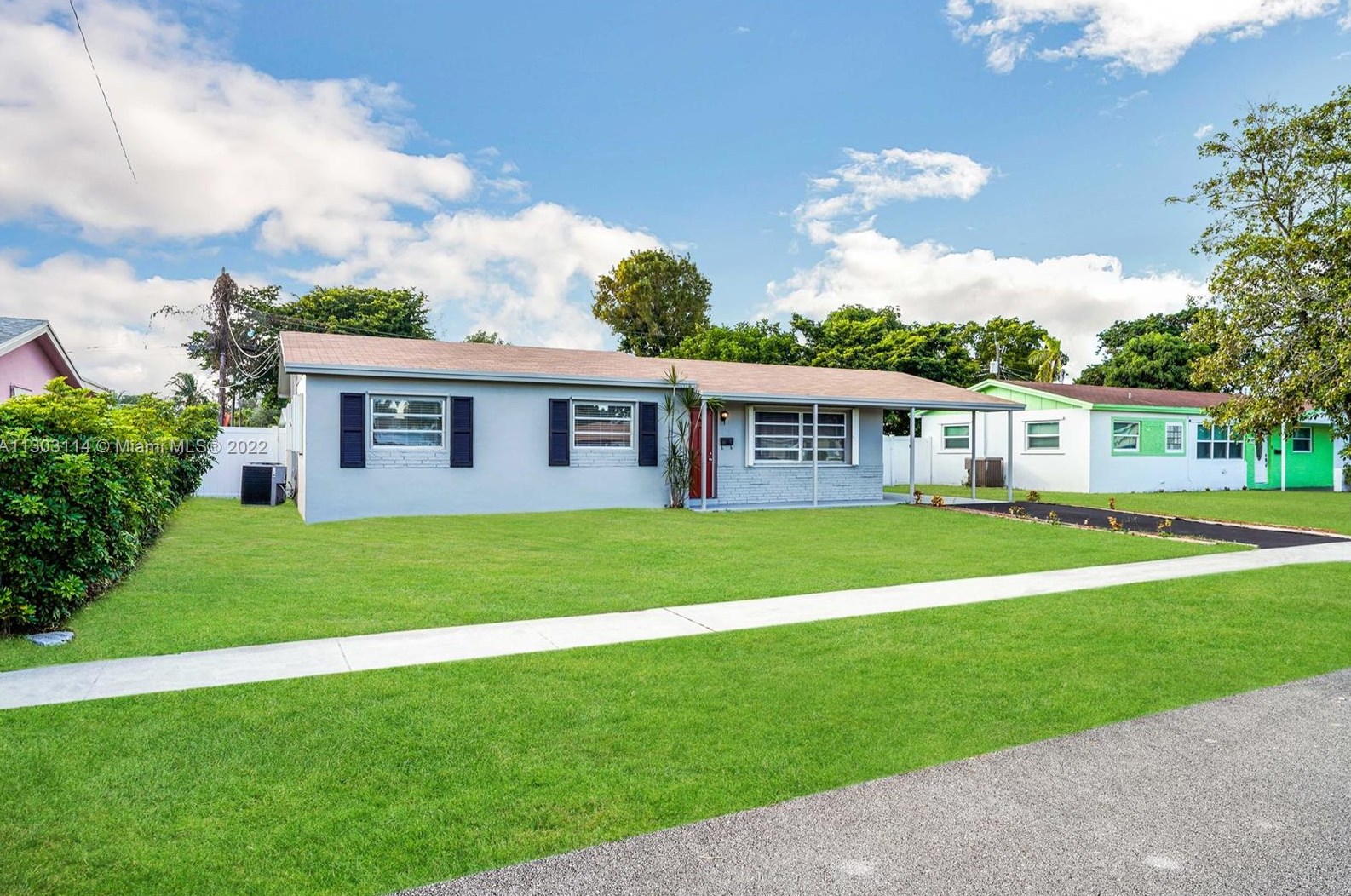 310 71st Ave, Hollywood FL  33024-7326 exterior