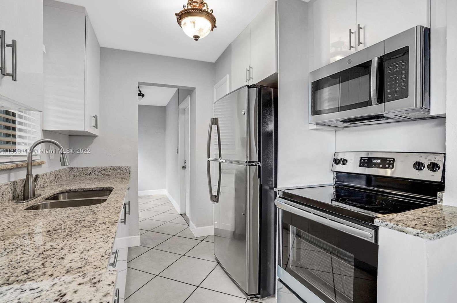 310 71st Ave, Hollywood FL  33024-7326 exterior