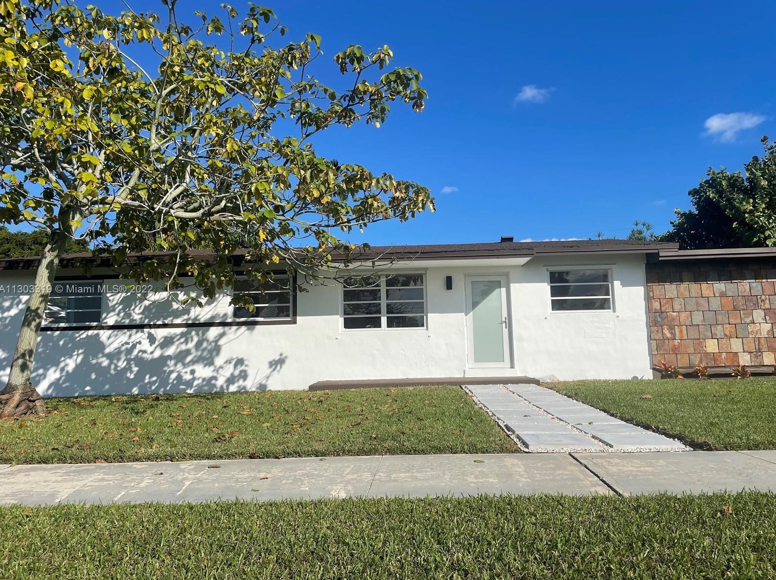 1645 71st Pl, Miami, FL 33155-1583