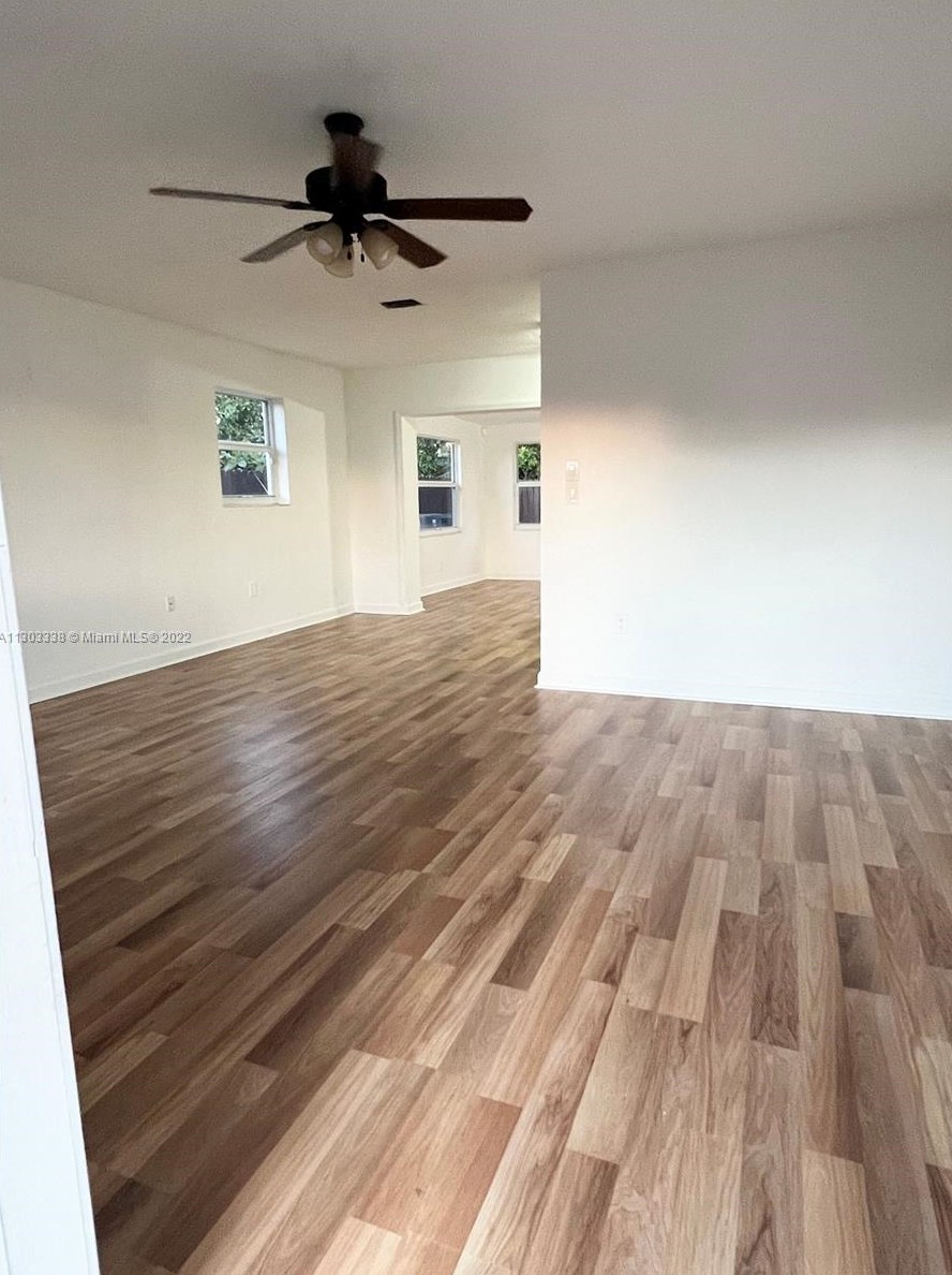 1031 70th Ter, Hollywood FL  33024-5523 exterior