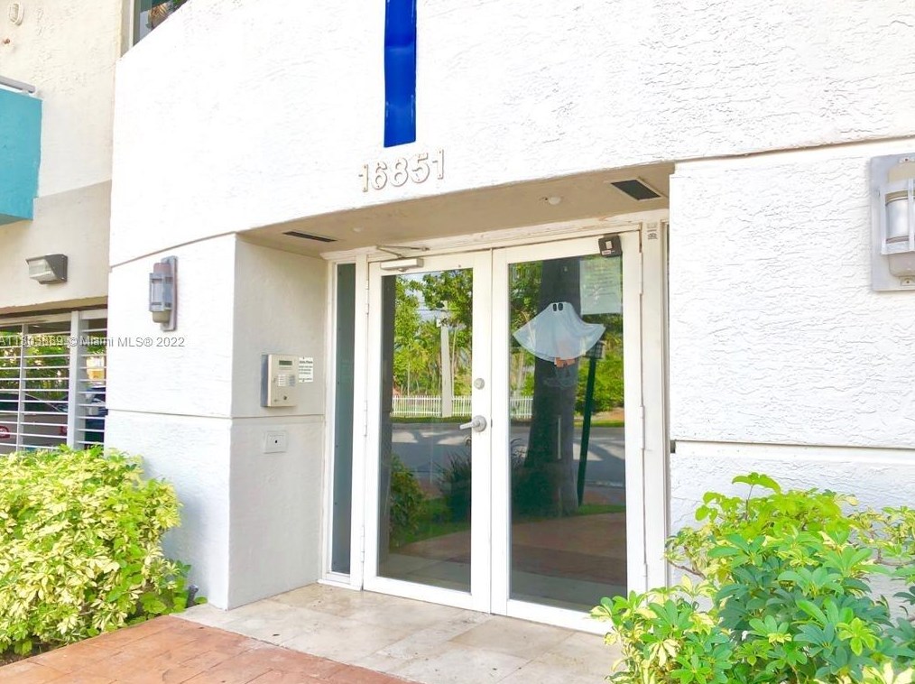 16851 Ne 35th Ave #34, Miami, FL 33160