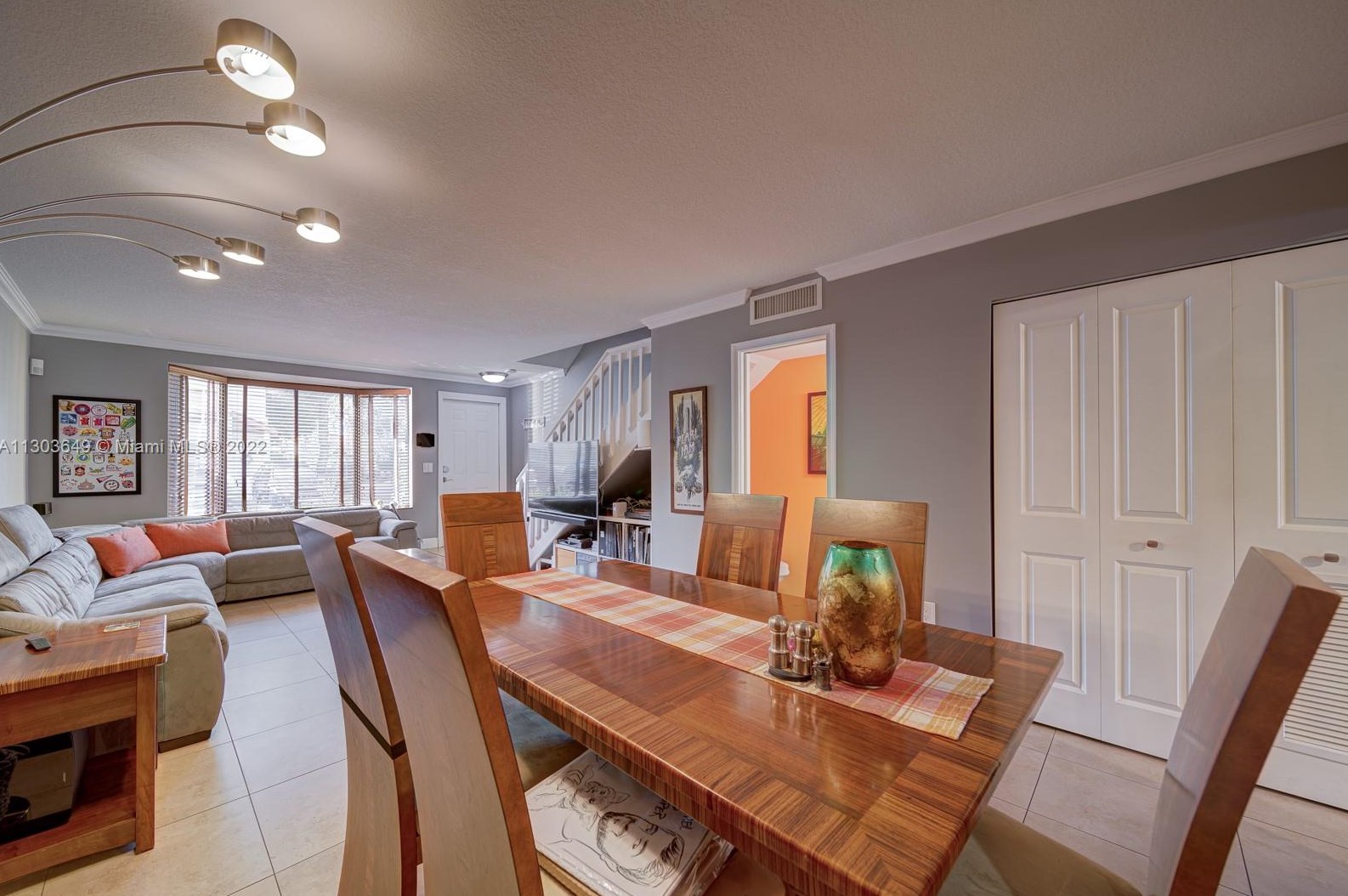 10087 77th Ct, Miami FL  33156-2679 exterior