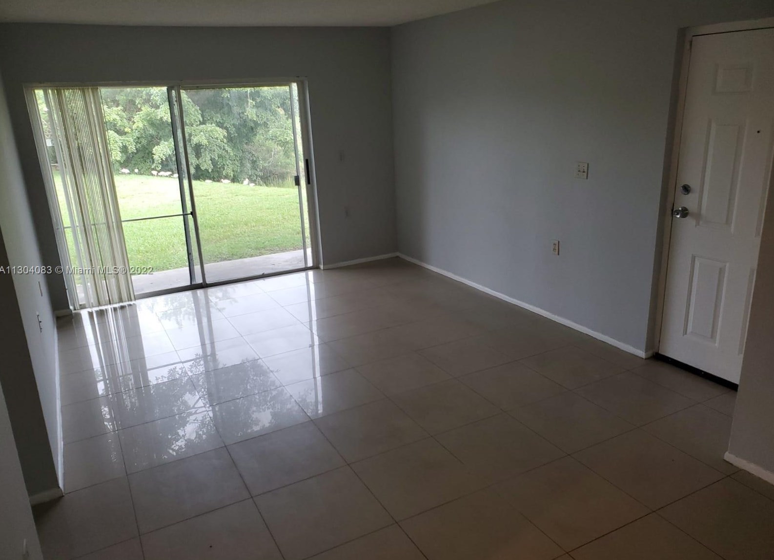 1198 Lake Terry Dr Apt B, West Palm Beach, FL