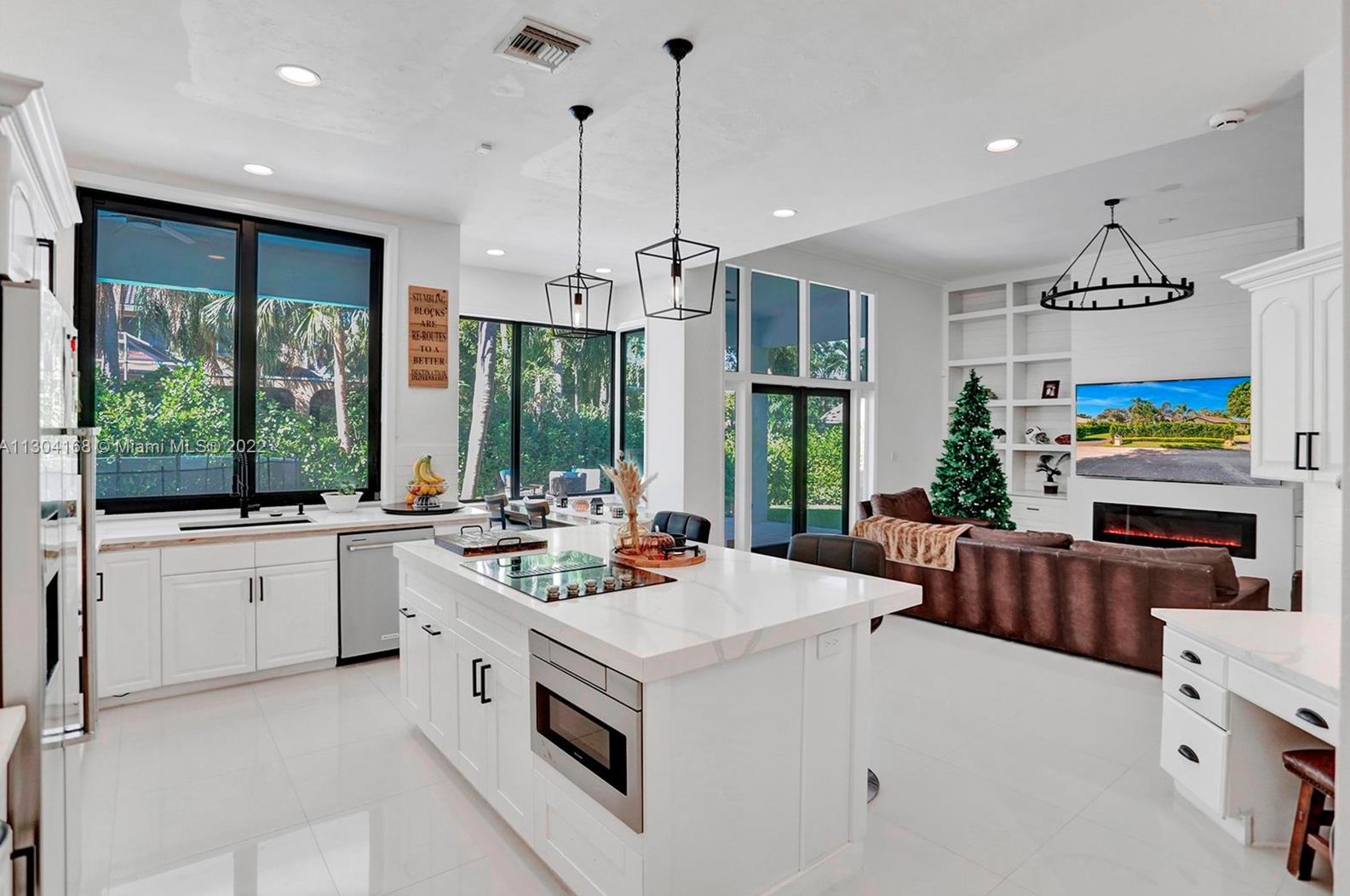 16220 77th Ct, Miami FL  33157-3776 exterior