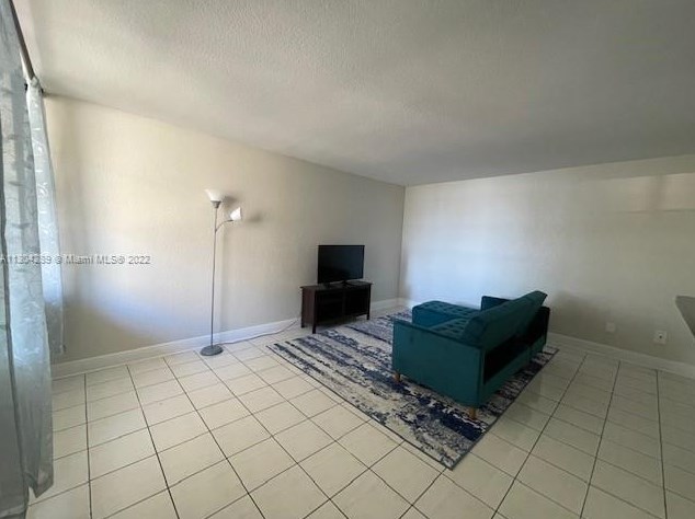 631 Jefferson Ave #203, Miami, FL 33139