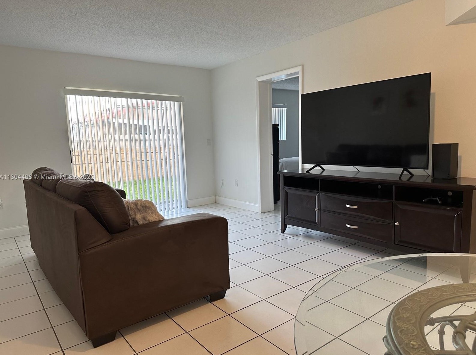 2620 W 76th St #105, Hialeah, FL 33016