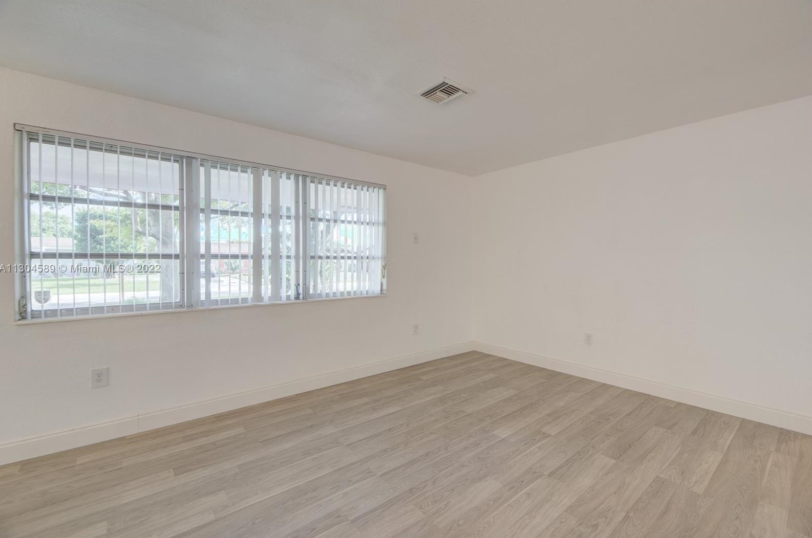 1430 79th Way, Hollywood FL  33024-5140 exterior