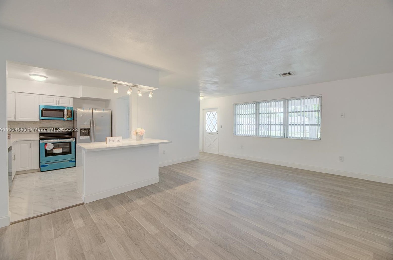 1430 79th Way, Hollywood FL  33024-5140 exterior