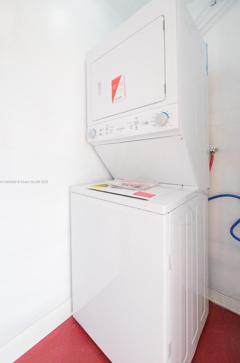 1430 79th Way, Hollywood FL  33024-5140 exterior